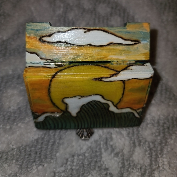 CK Crafts Small Handcrafted Woodburned box - Picture 11 of 12